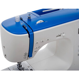 Швейно-вышивальная машина NECCHI 7580 белый/синий