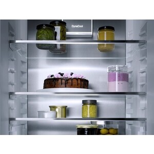 Встраиваемый холодильник Miele KFN7774D