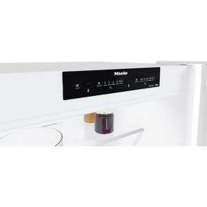 Холодильник Miele KFN4394ED сталь